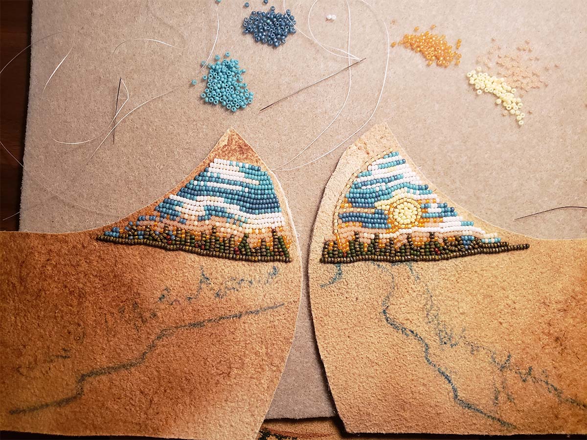 The beginning of the beading stages of the mask